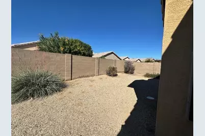 8568 W Hatcher Road, Peoria, AZ 85345 - Photo 6