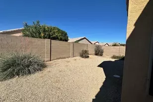 8568 W Hatcher Rd, Peoria, AZ 85345 - Photo 6