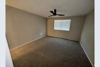 8568 W Hatcher Road, Peoria, AZ 85345 - Photo 18