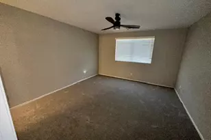 8568 W Hatcher Rd, Peoria, AZ 85345 - Photo 18