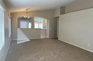 8568 W Hatcher Rd, Peoria, AZ 85345 - Photo 14