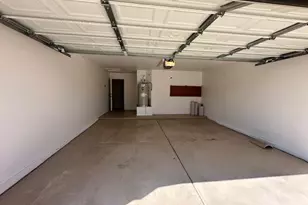 8568 W Hatcher Rd, Peoria, AZ 85345 - Photo 20