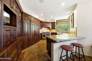 10675 E Fernwood Ln, Scottsdale, AZ 85262 - Photo 18