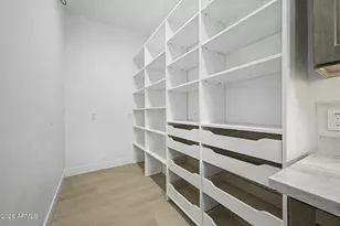 5101 E Laurel Ln, Scottsdale, AZ 85254 - Photo 10