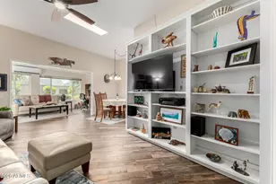 10809 W Palmeras Dr, Sun City, AZ 85373 - Photo 4