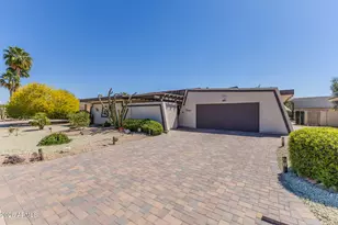 10809 W Palmeras Dr, Sun City, AZ 85373 - Photo 1