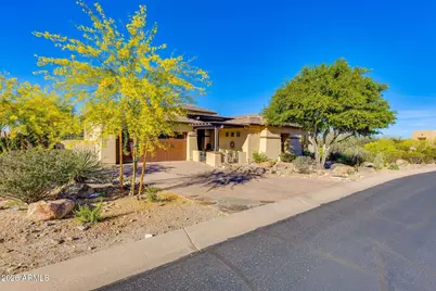 1724 W Steinway Drive, Phoenix, AZ 85041 - Photo 8