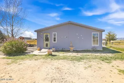 1180 W Rolling Hills Road, Paulden, AZ 86334 - Photo 2