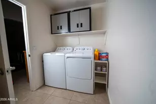 1717 E Beautiful Ln, Phoenix, AZ 85042 - Photo 32