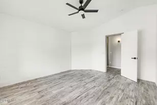 24834 N 36th Dr, Glendale, AZ 85310 - Photo 18