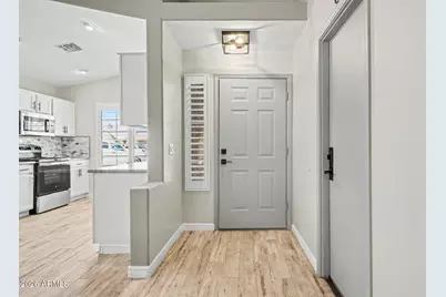 24834 N 36th Drive, Glendale, AZ 85310 - Photo 8