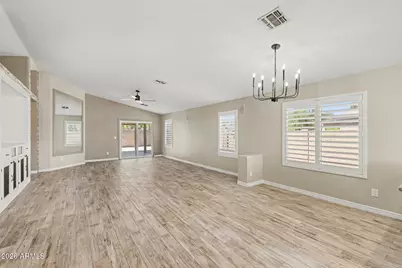 24834 N 36th Drive, Glendale, AZ 85310 - Photo 12