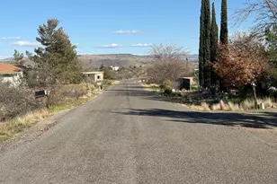 20581 E Prickly Pear Dr, Mayer, AZ 86333 - Photo 2