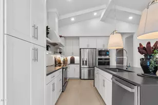 1130 E Yellowstone Pl, Chandler, AZ 85249 - Photo 2