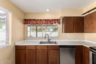 13431 N 24th Ave, Phoenix, AZ 85029 - Photo 10