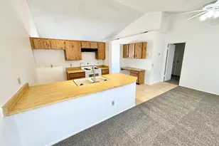 20403 N 31st Ave, Phoenix, AZ 85027 - Photo 8