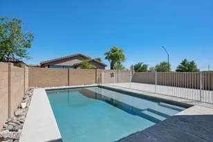 12106 W Desert Moon Way, Peoria, AZ 85383 - Photo 4
