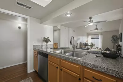 3039 N 38th Street #Unit 1, Phoenix, AZ 85018 - Photo 28