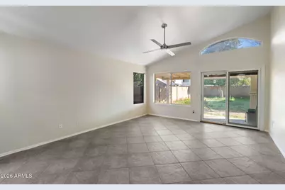 523 W Kelton Lane, Phoenix, AZ 85023 - Photo 10