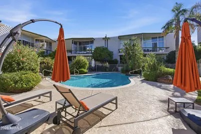 334 W Medlock Drive #C201, Phoenix, AZ 85013 - Photo 8