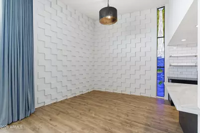 334 W Medlock Drive #C201, Phoenix, AZ 85013 - Photo 4