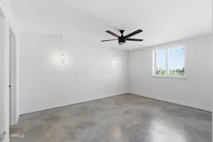 334 W Medlock Dr, Phoenix, AZ 85013 - Photo 22