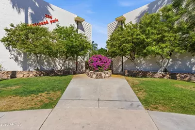 334 W Medlock Drive #C201, Phoenix, AZ 85013 - Photo 26