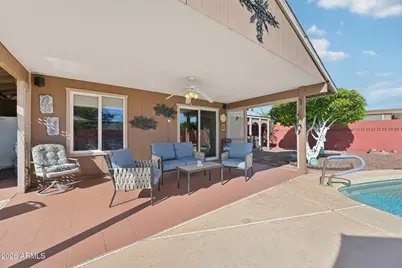 10613 W Burns Drive, Sun City, AZ 85351 - Photo 26