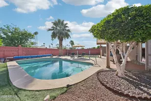 10613 W Burns Dr, Sun City, AZ 85351 - Photo 30