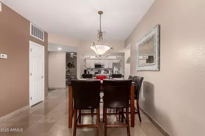 7401 W Arrowhead Clubhouse Drive #1023, Glendale, AZ 85308 - Photo 8