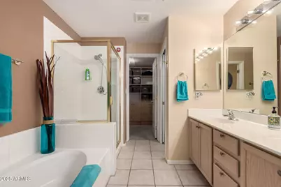 7401 W Arrowhead Clubhouse Drive #1023, Glendale, AZ 85308 - Photo 16