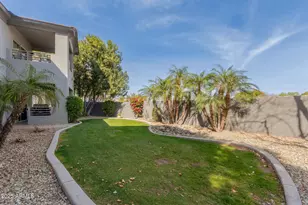 7401 W Arrowhead Clubhouse Dr, Glendale, AZ 85308 - Photo 24