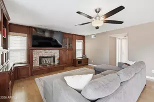 23005 N 21st Wy, Phoenix, AZ 85024 - Photo 14