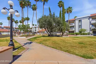 17404 N 99th Ave, Sun City, AZ 85373 - Photo 54