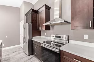 2730 E Broadway Rd, Phoenix, AZ 85040 - Photo 16