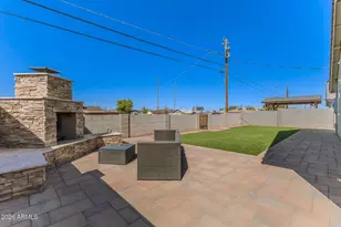 2730 E Broadway Rd, Phoenix, AZ 85040 - Photo 32