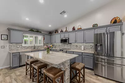 17475 W Spring Lane, Surprise, AZ 85388 - Photo 2