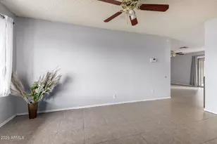 7144 W Canterbury Dr, Peoria, AZ 85345 - Photo 6