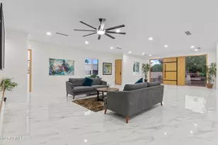 5923 E North Ln, Paradise Valley, AZ 85253 - Photo 14