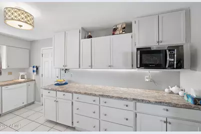 10032 W Tarrytown Avenue, Sun City, AZ 85351 - Photo 14