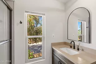 10413 N 10th Pl, Phoenix, AZ 85020 - Photo 12