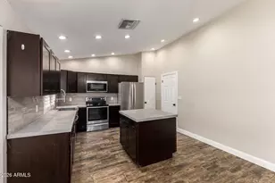 1327 W Brooks St, Chandler, AZ 85224 - Photo 14