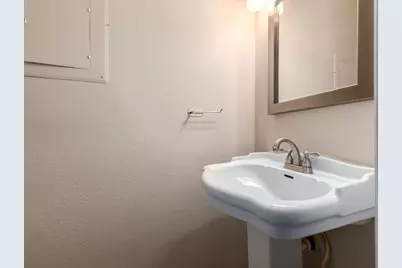 286 W Palomino Drive #Unit 107, Chandler, AZ 85225 - Photo 8