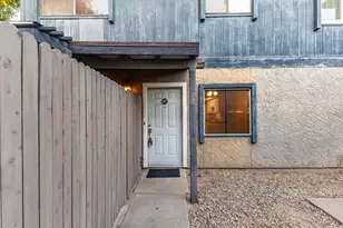 286 W Palomino Dr, Chandler, AZ 85225 - Photo 1