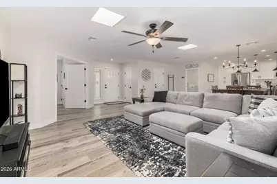 10914 W Saratoga Circle, Sun City, AZ 85351 - Photo 14