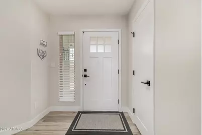 10914 W Saratoga Circle, Sun City, AZ 85351 - Photo 12