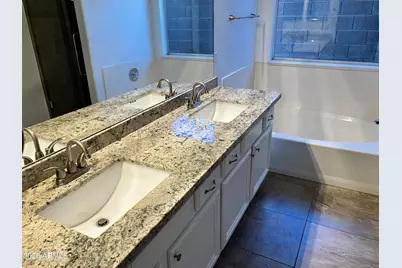 2240 E Aire Libre Avenue, Phoenix, AZ 85022 - Photo 14