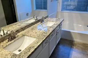 2240 E Aire Libre Ave, Phoenix, AZ 85022 - Photo 14