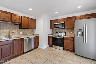 16833 N 17th Place, Phoenix, AZ 85022 - Photo 4