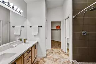 3247 E Maldonado Dr, Phoenix, AZ 85042 - Photo 12